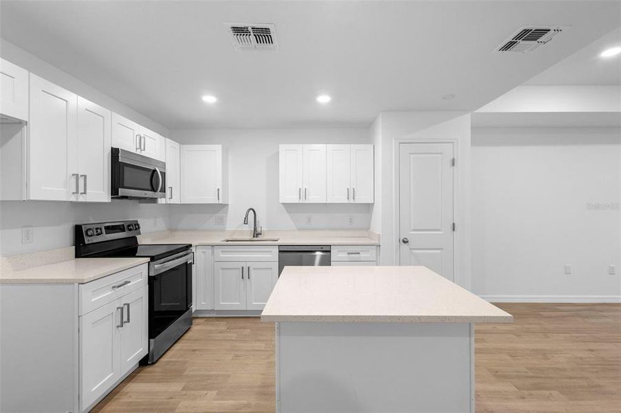 Furnished interior view inside a new home in , Eustis (Image 7).