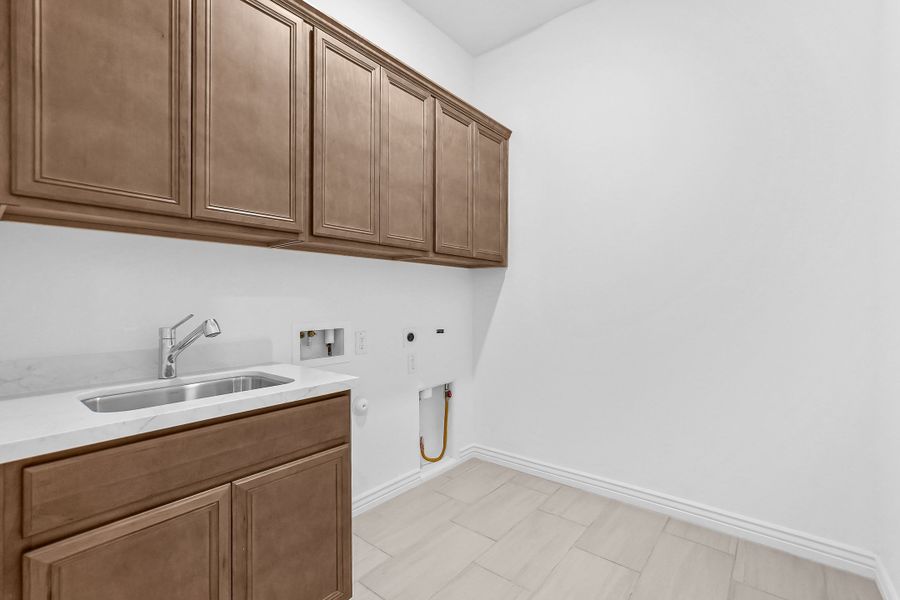Furnished interior view inside a new home in Aloravita South, Peoria (Image 25).
