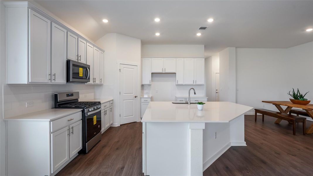 Furnished interior view inside a new home in Rosenbusch Ranch, Leander (Image 12). Furnished interior view inside a new home in Rosenbusch Ranch, Leander (Image 12).
