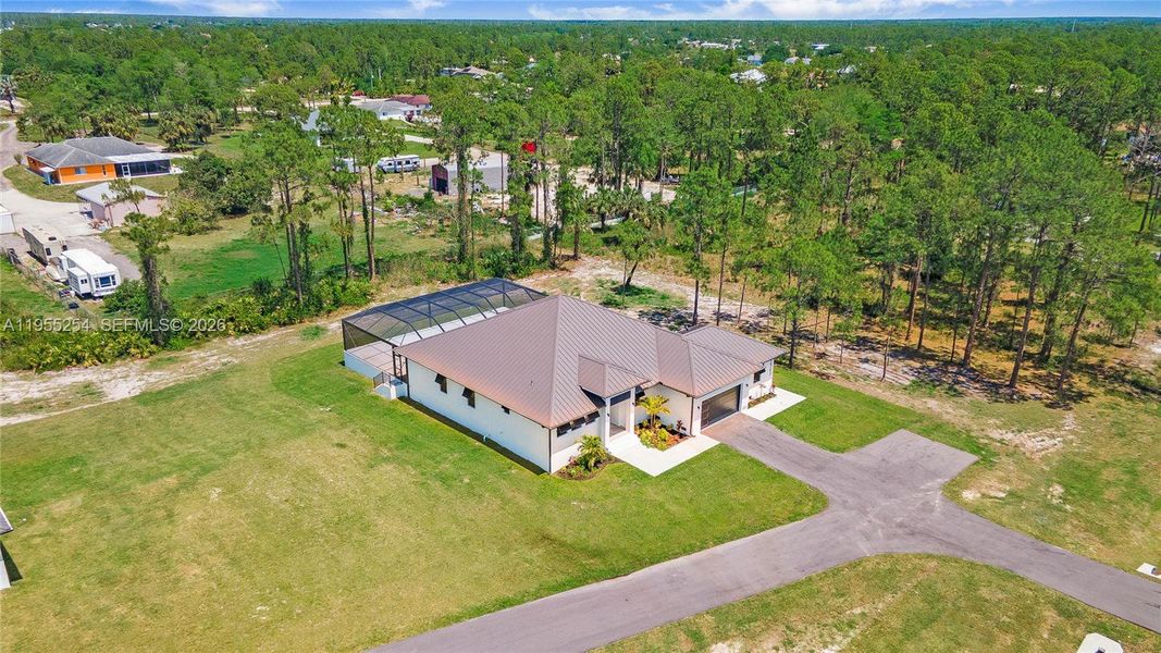 Image 47 of a home in .