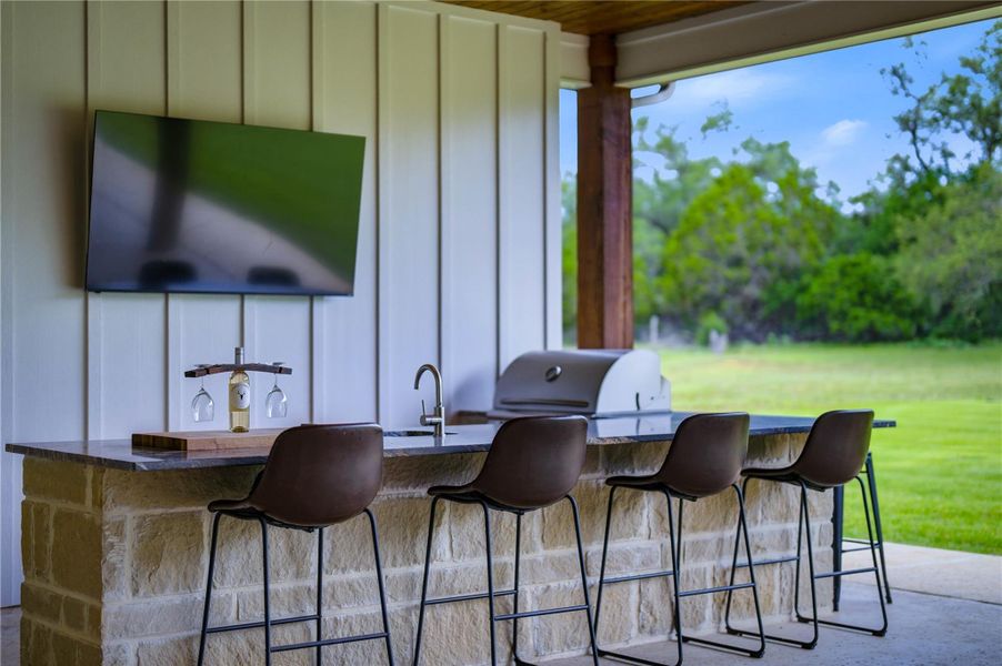 Exterior details and patio area of a home in , San Marcos (Image 21).