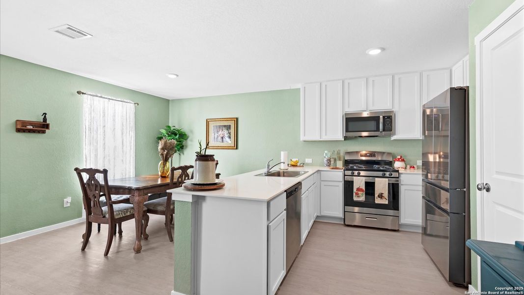 Furnished interior view inside a new home in , New Braunfels (Image 15). Furnished interior view inside a new home in , New Braunfels (Image 15).