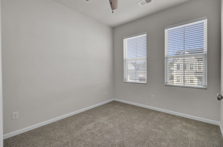 Spacious, unfurnished interior of a new home in , Summerville (Image 46).