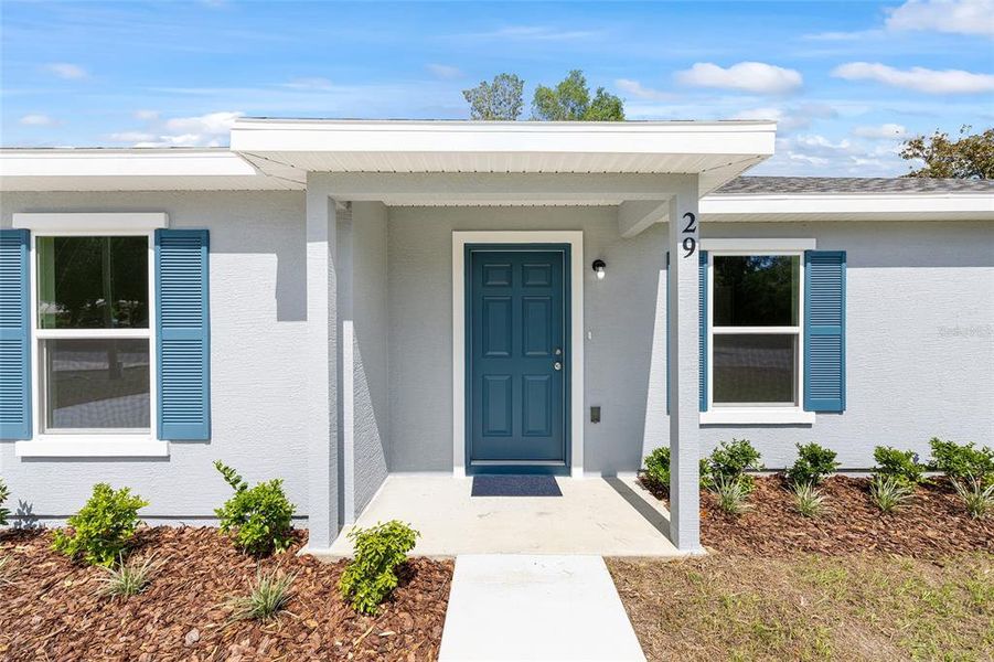 Exterior details and patio area of a home in , Ocala (Image 21).