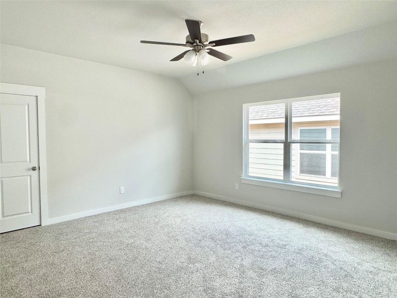 Spacious, unfurnished interior of a new home in Carillon, Manor (Image 13).