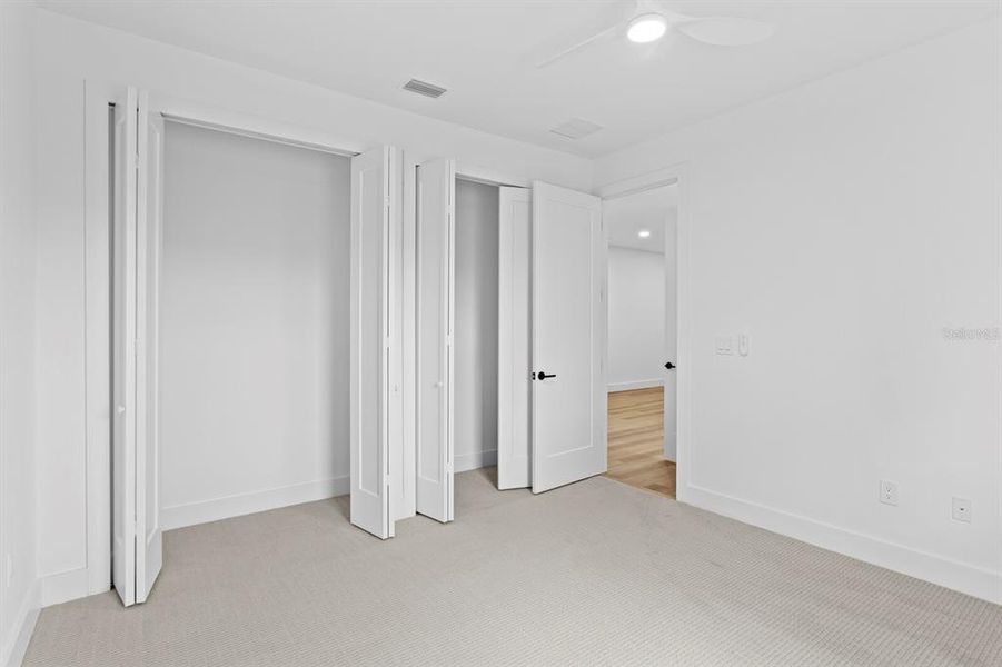 Spacious, unfurnished interior of a new home in , Lutz (Image 21).