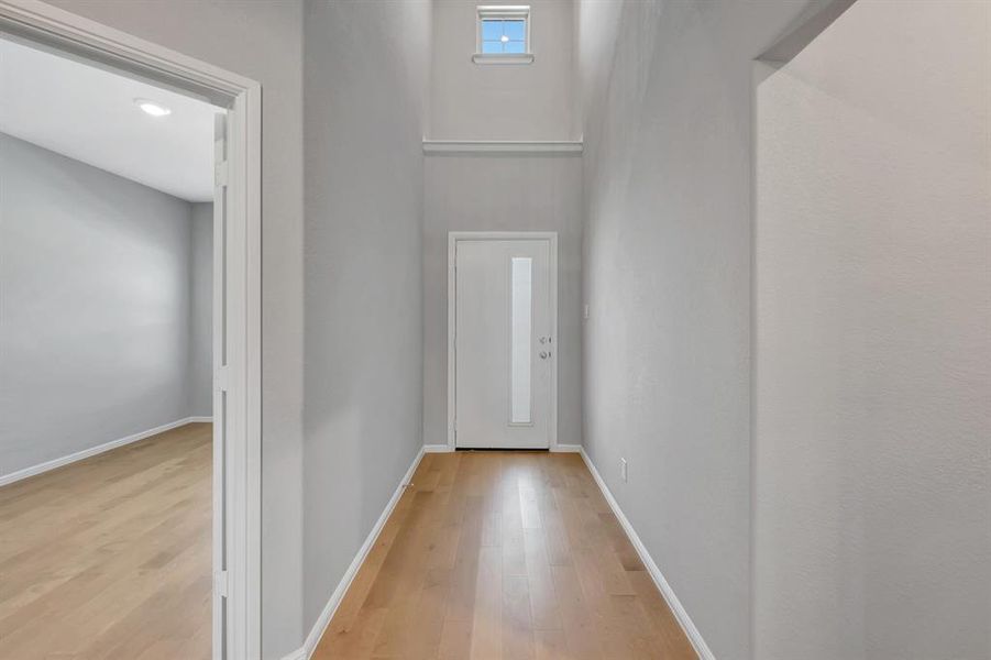 Spacious, unfurnished interior of a new home in The Preserve, Justin (Image 28).