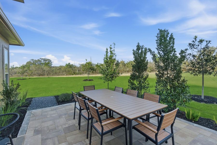 Exterior details and patio area of a home in Prominence, San Antonio (Image 27).