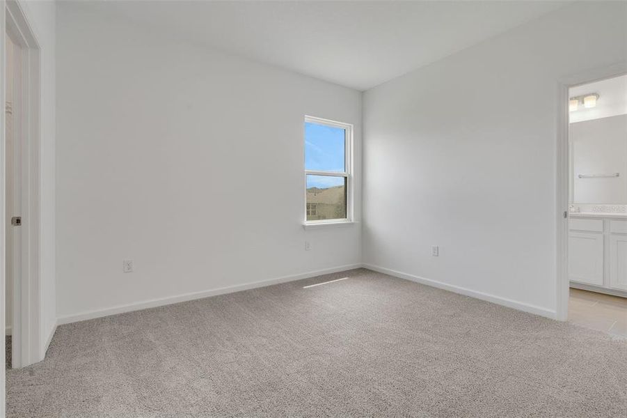 Spacious, unfurnished interior of a new home in Crossroads at Kelly Park, Apopka (Image 30).