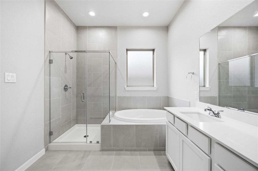 Furnished interior view inside a new home in Lago Mar  50'  &  55', Texas City (Image 7).