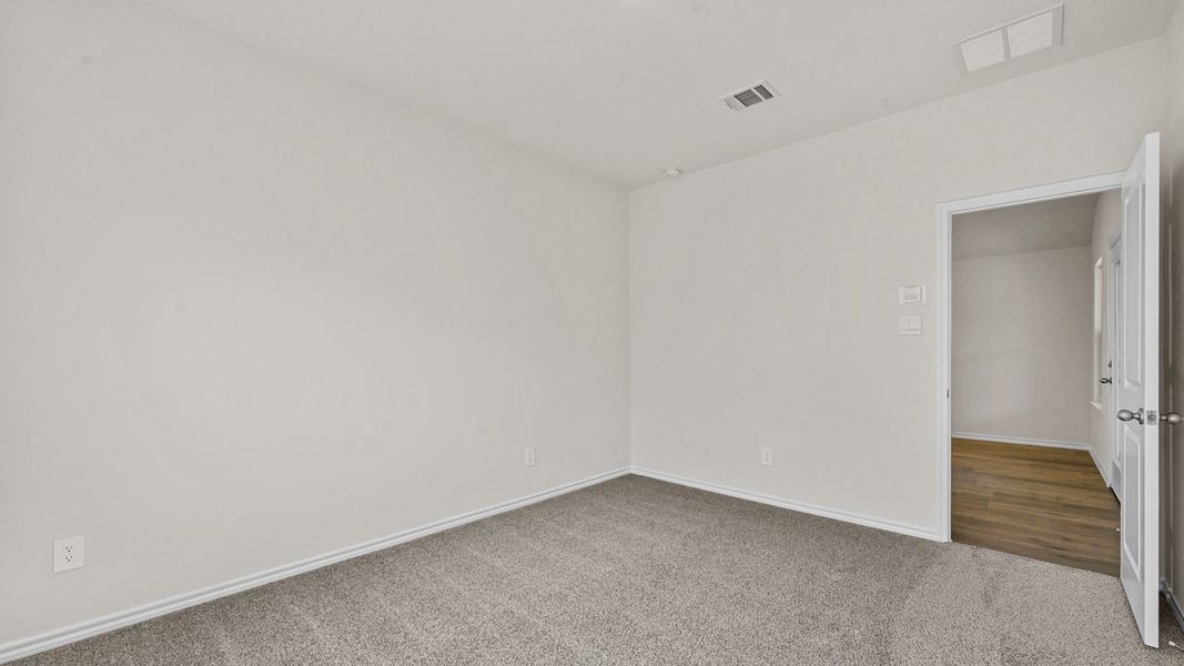 Spacious, unfurnished interior of a new home in Wildcat Ranch, Crandall (Image 26). Spacious, unfurnished interior of a new home in Wildcat Ranch, Crandall (Image 26).
