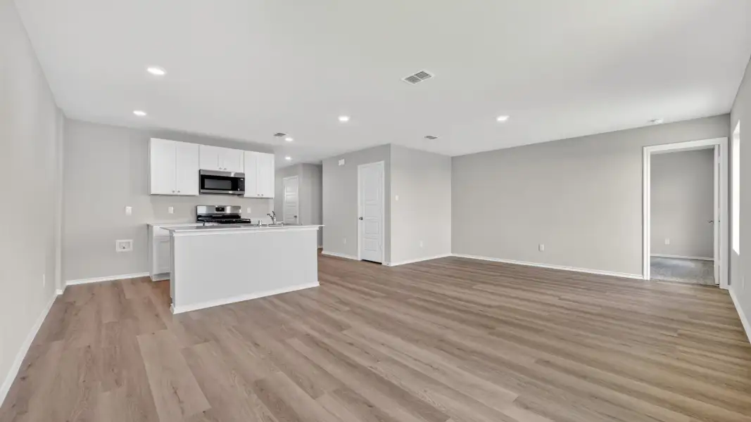 Spacious, unfurnished interior of a new home in Blackbird Estates, Mineral Wells (Image 17). Spacious, unfurnished interior of a new home in Blackbird Estates, Mineral Wells (Image 17).