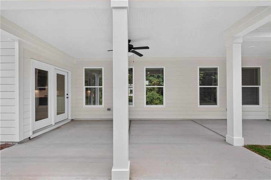 Exterior details and patio area of a home in Arbor West, Dawsonville (Image 3).