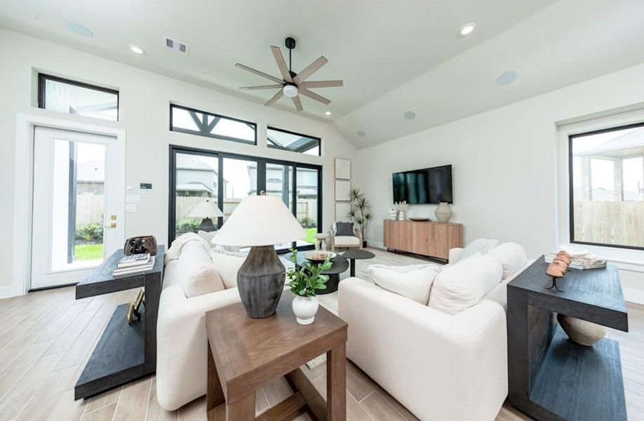 Image 36 of a home in Bridgeland: Heritage Collection. Image 36 of a home in Bridgeland: Heritage Collection.