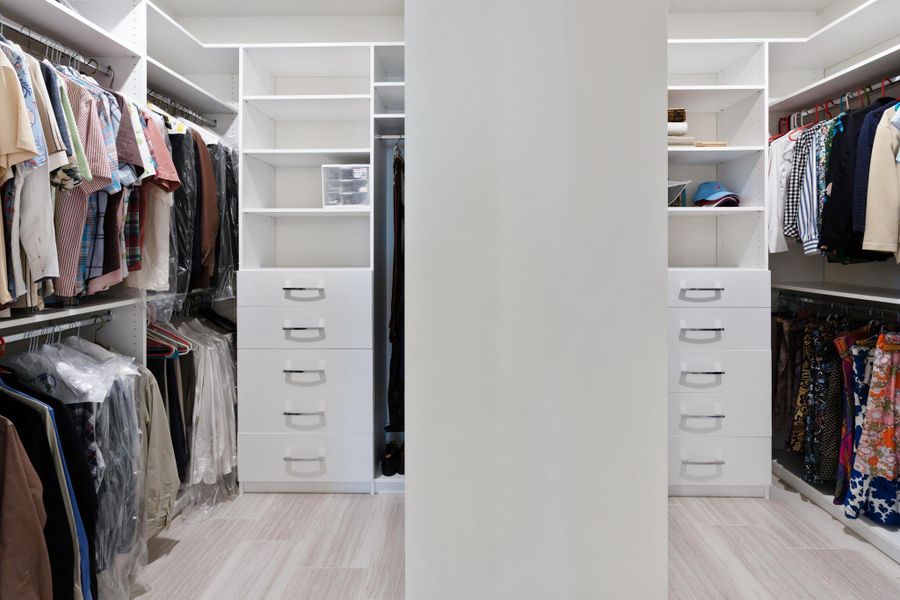 Furnished interior view inside a new home in , Port St. Lucie (Image 13).