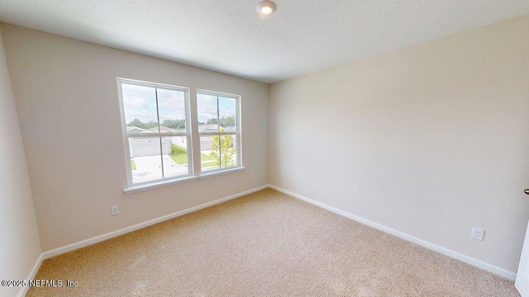 Spacious, unfurnished interior of a new home in Sandridge Hills, Green Cove Springs (Image 16).