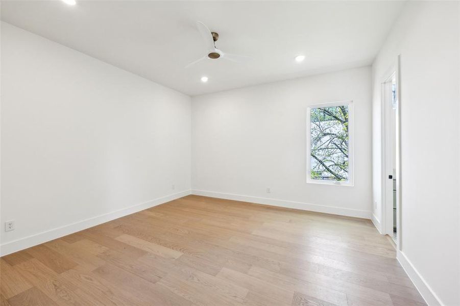 Spacious, unfurnished interior of a new home in , Dallas (Image 32). Spacious, unfurnished interior of a new home in , Dallas (Image 32).