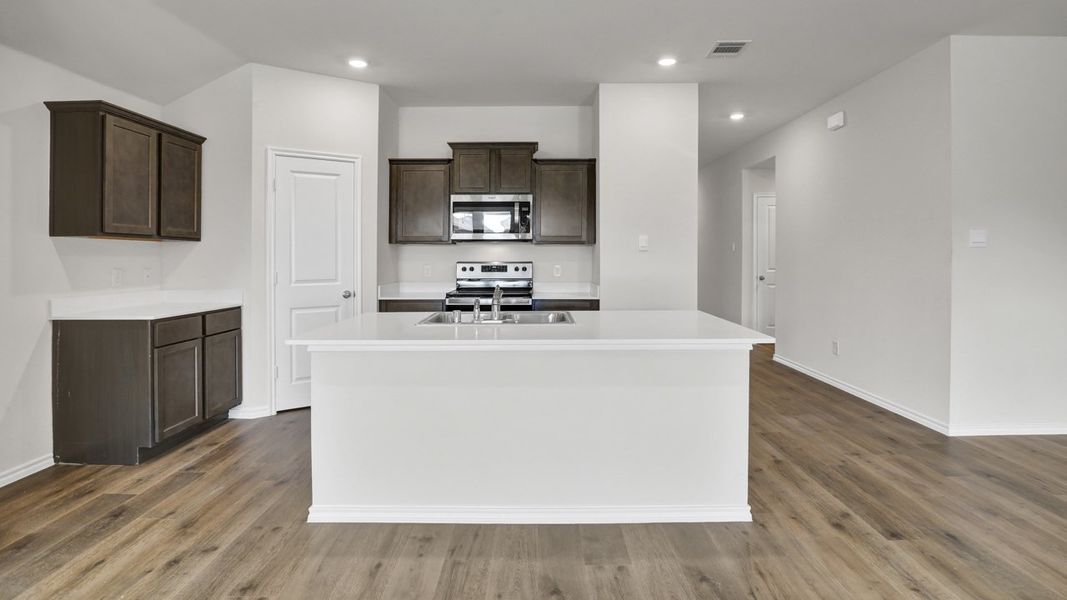 Furnished interior view inside a new home in Valor Farms, Royse City (Image 5).