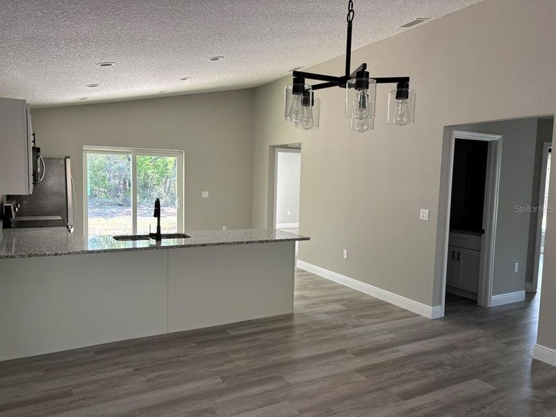 Spacious, unfurnished interior of a new home in , Dunnellon (Image 15).