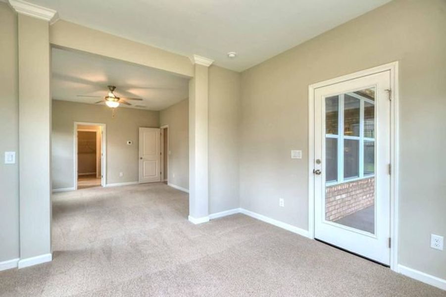 Representative unfurnished interior of a home built from the Sinclair by True Homes in Edgewater - Harbor Pointe, Lancaster (Image 16).