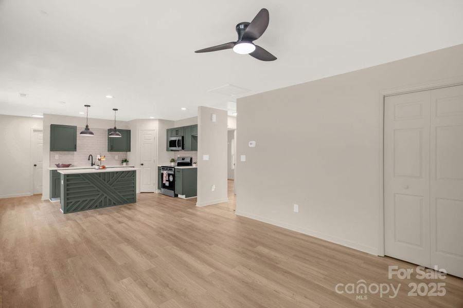 Image 19 of a home in .