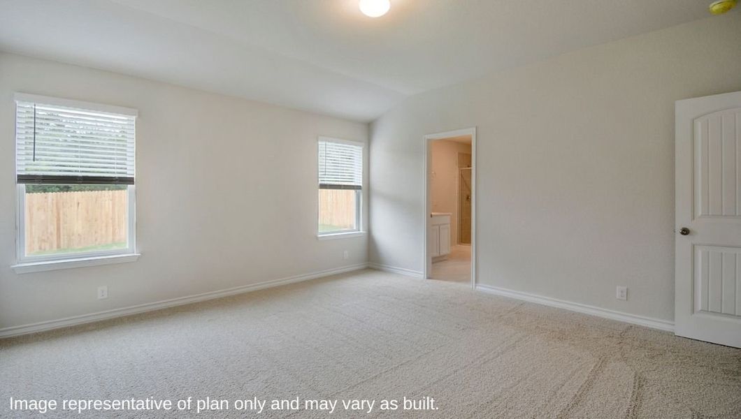 Spacious, unfurnished interior of a new home in Avenida, Converse (Image 14).