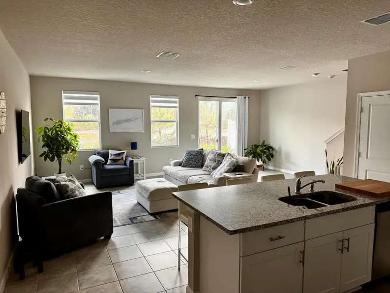 IMG_8943-2 IMG_8943-2