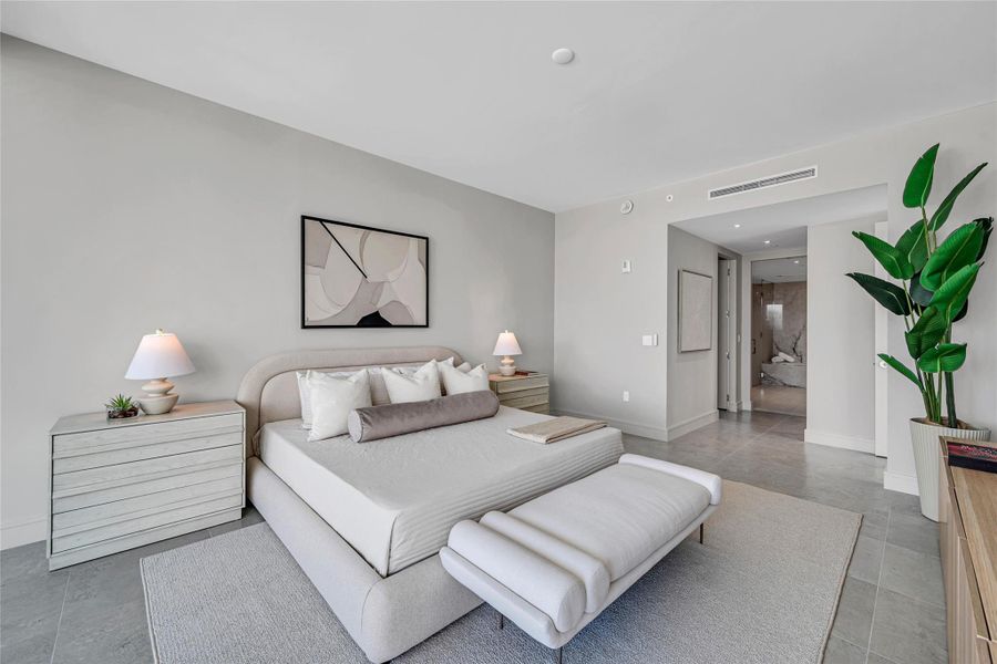 Furnished interior view inside a new home in , Fort Lauderdale (Image 11).