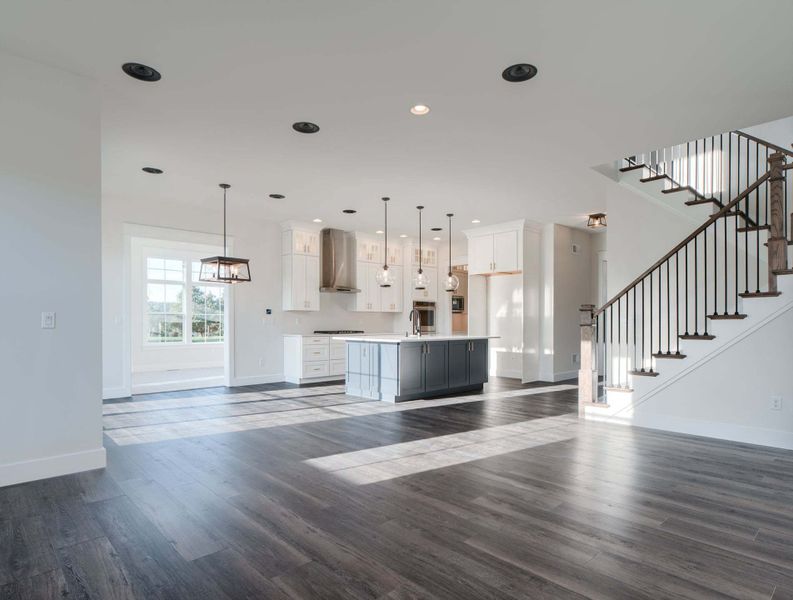 Breakfast Area, Chef's Kitchen