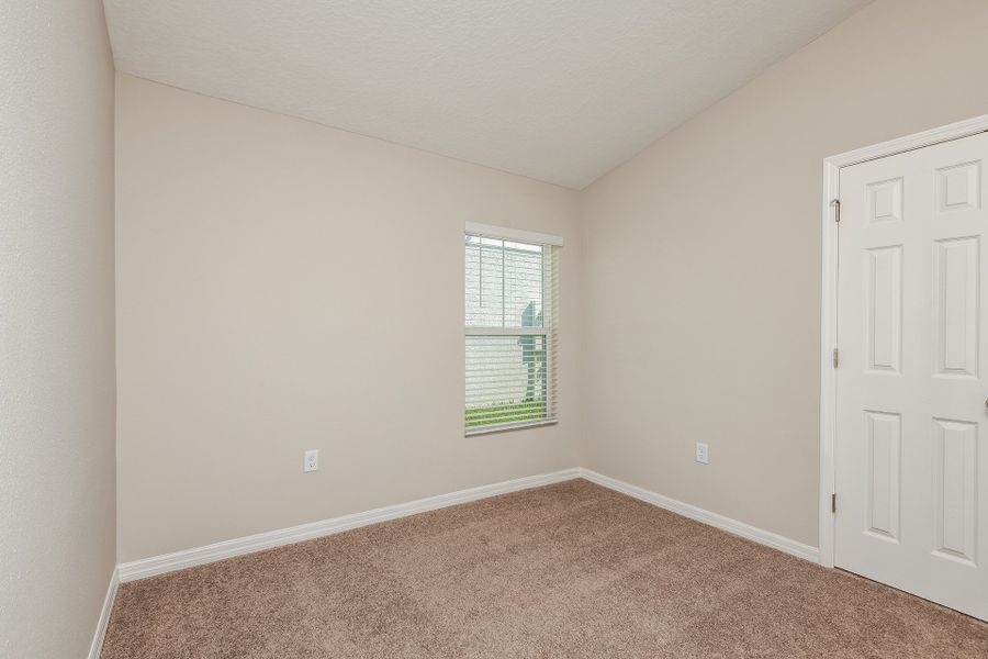 Spacious, unfurnished interior of a new home in Crosswinds, Haines City (Image 18).