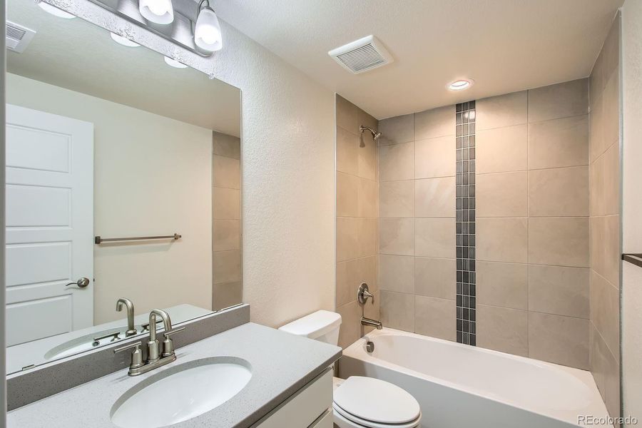 Furnished interior view inside a new home in Buffalo Highlands – Commerce City, Commerce City (Image 10).