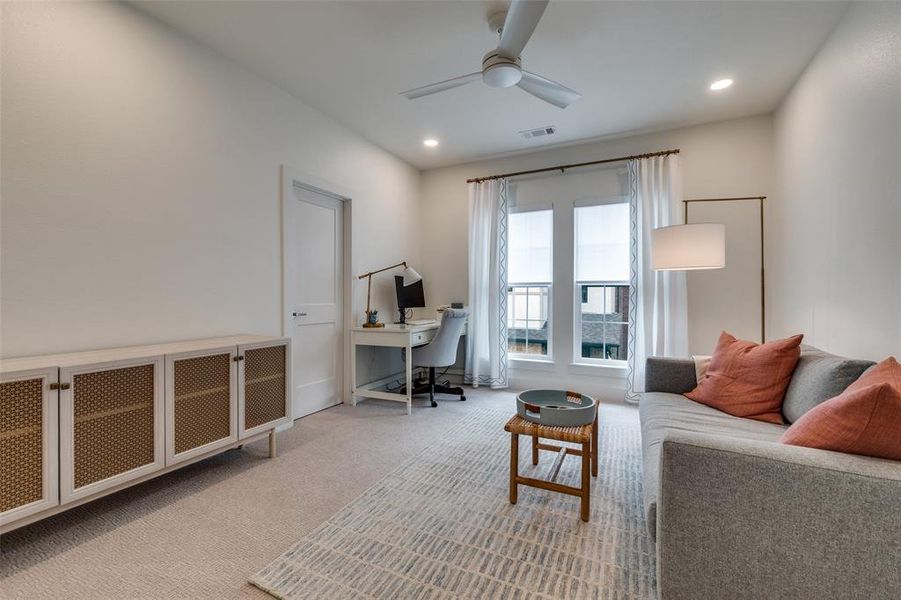 Furnished interior view inside a new home in , Dallas (Image 29).