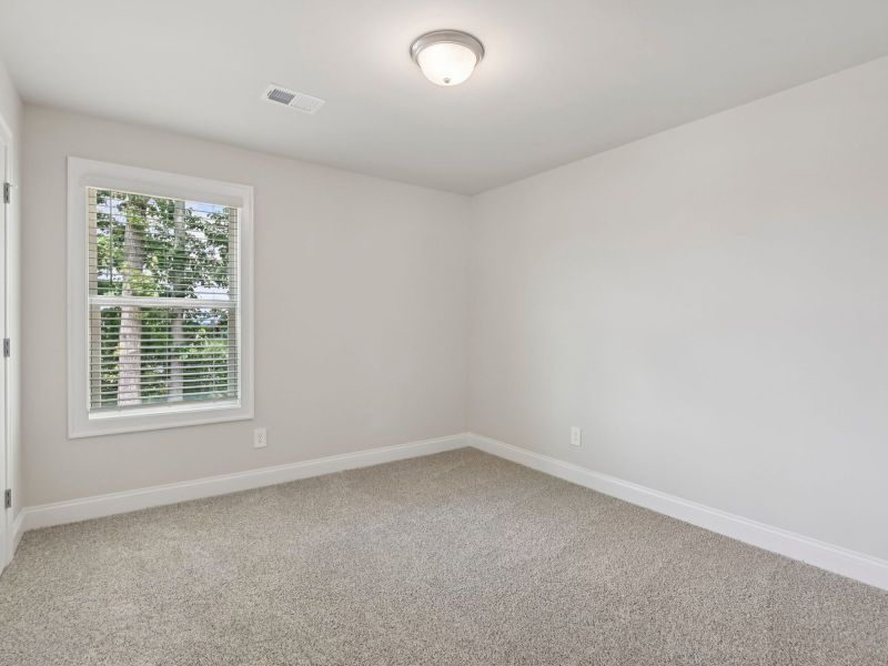 Spacious, unfurnished interior of a new home in Hemingway - Reserve Series, Cumming (Image 18).