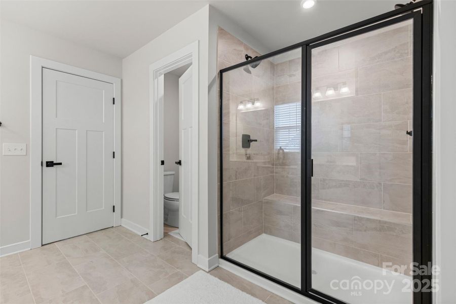 Image 36 of a home in .