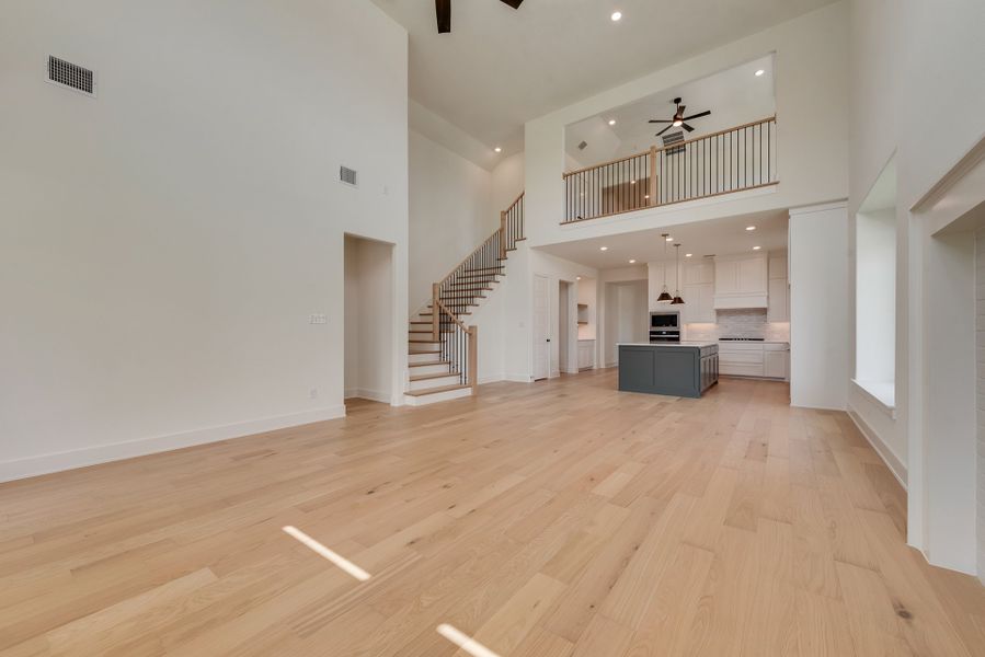 Spacious, unfurnished interior of a new home in Estates at Rockhill, Oak Point (Image 26).