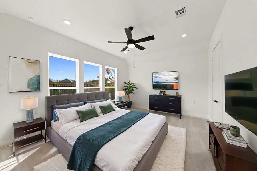 Image digitally staged. Furniture and décor do not represent actual property as is.
