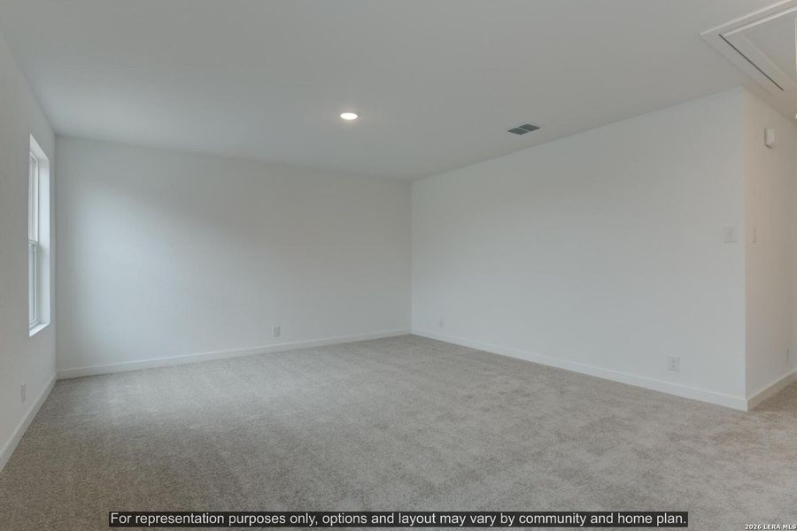 Spacious, unfurnished interior of a new home in Cordova Trails, Seguin (Image 20).