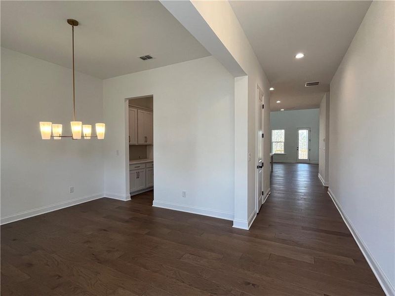 Spacious, unfurnished interior of a new home in East Harbor II at Chestatee, Dawsonville (Image 20).