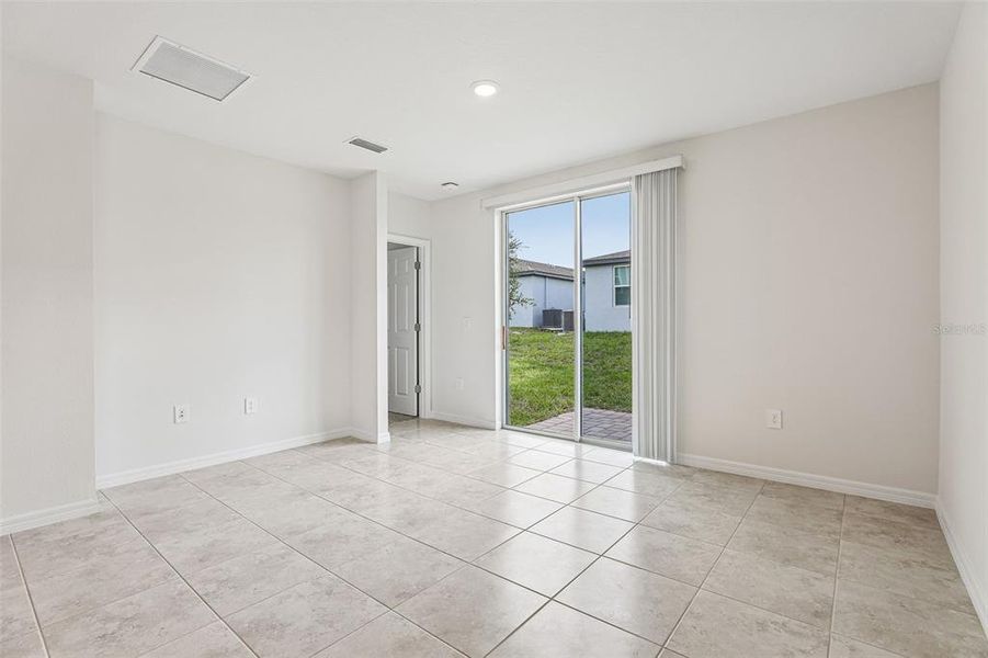 Spacious, unfurnished interior of a new home in Bradbury Creek - Classic Series, Haines City (Image 31). Spacious, unfurnished interior of a new home in Bradbury Creek - Classic Series, Haines City (Image 31).