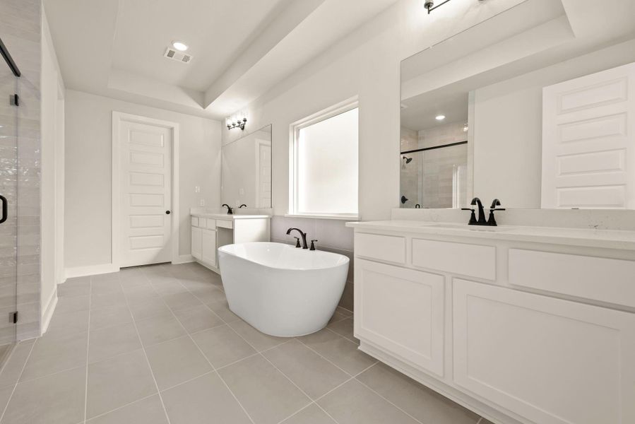 Representative image. Features, specifications, selections and colors may vary. Representative image. Features, specifications, selections and colors may vary.