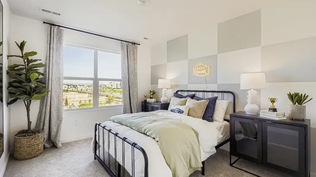 3504 Orchid Bed4 F2