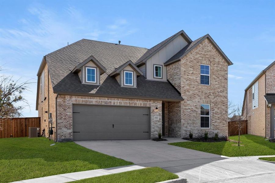 01. 2902 Hanscom - Front (2)