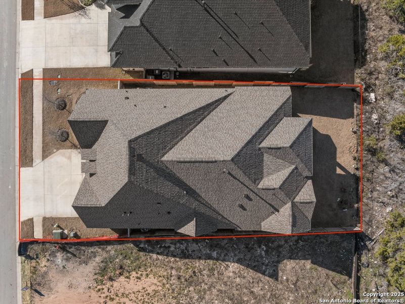 Image 34 of a home in La Cima 60'.