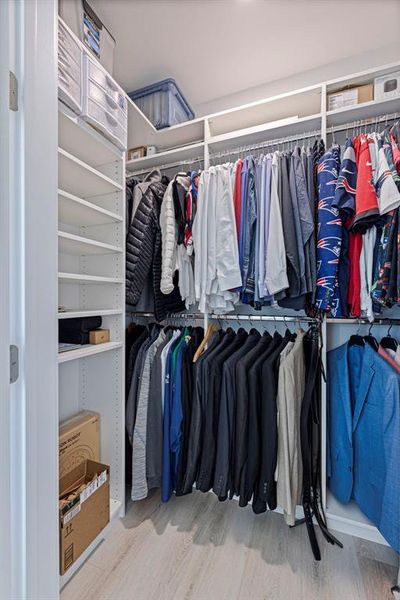 Close-up of interior finishes inside a home in , Madeira Beach (Image 22). Close-up of interior finishes inside a home in , Madeira Beach (Image 22).