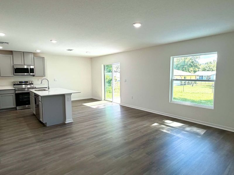 Spacious, unfurnished interior of a new home in Spring Hill, Spring Hill (Image 14). Spacious, unfurnished interior of a new home in Spring Hill, Spring Hill (Image 14).