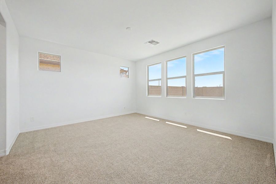 Spacious, unfurnished interior of a new home in Tierra Vistoso, Surprise (Image 8).