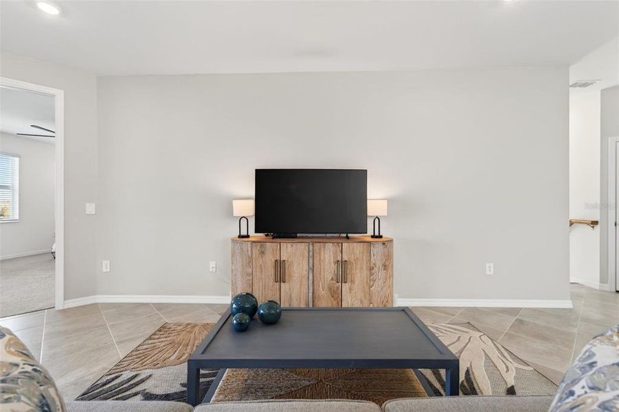 Furnished interior view inside a new home in , Venice (Image 34).