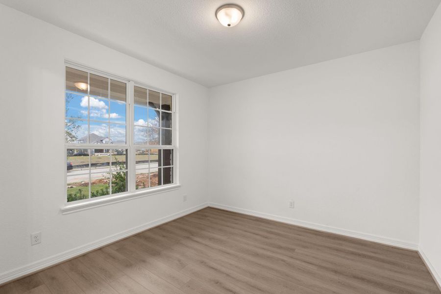 Note: Sample product photo. Actual exterior and interior selections may vary by homesite. Photo may be virtually staged