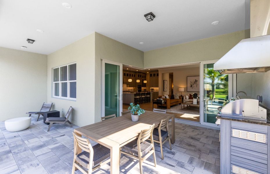 Representative exterior details of a home built from the Renown by Del Webb in Del Webb Twin Lakes, St. Cloud (Image 3).