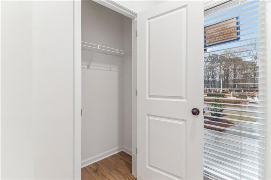 Spacious, unfurnished interior of a new home in Laurelwood, Douglasville (Image 22).